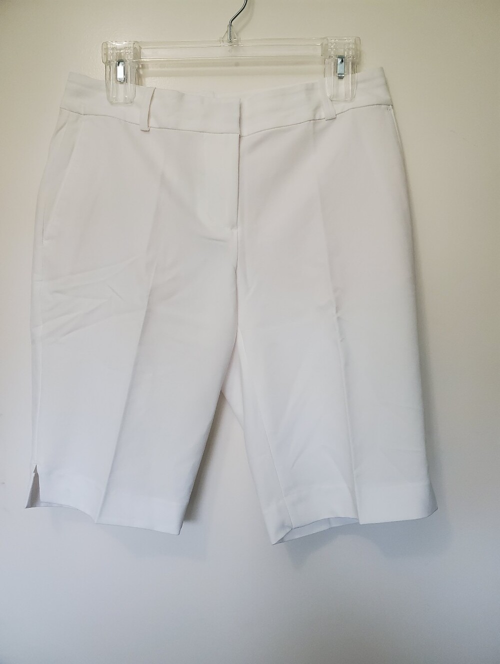 Fairway & Greene Woman's White Taylored Stretch 4 Pocket Golf Shorts Sz 4 NWT